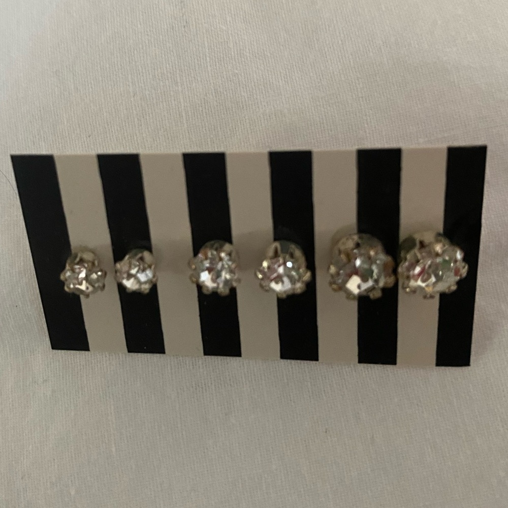 40+ Stud Earrings Mega Bundle (Available Separate… - image 7